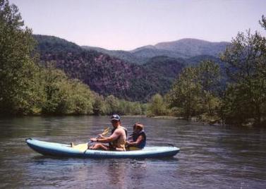 Fancy floating free amid majestic mountains